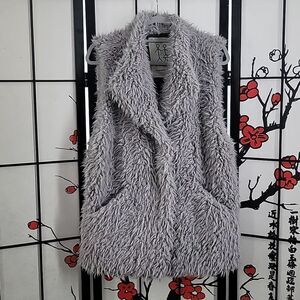 Pete & Greta By Johnny Was Blue Gray Vegan Furry Vest, Size Medium